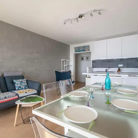 Face Avec Balcon A -6pers Apartament